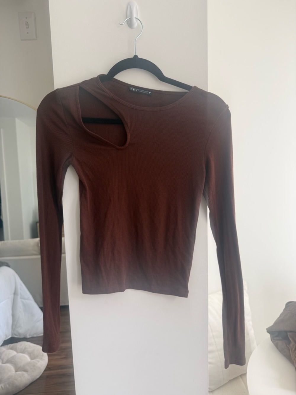 Zara Brown Long-Sleeve Ribbed Top with Shoulder Cutout